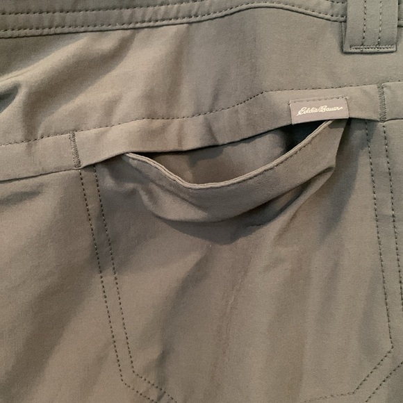 Eddie Bauer Gray Skort  Mini Skirt Built-In Shorts Women’s Size 14 - Picture 5 of 8